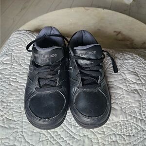 New Balance womensBlack Sneakers
